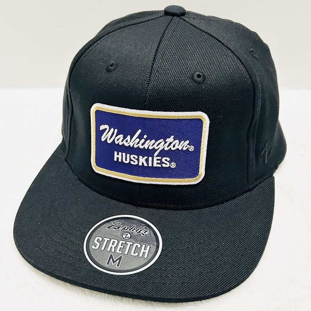 Zephyr Washington Huskies Script Flat Hat Cap Stretch Flex Medium Black NCAA